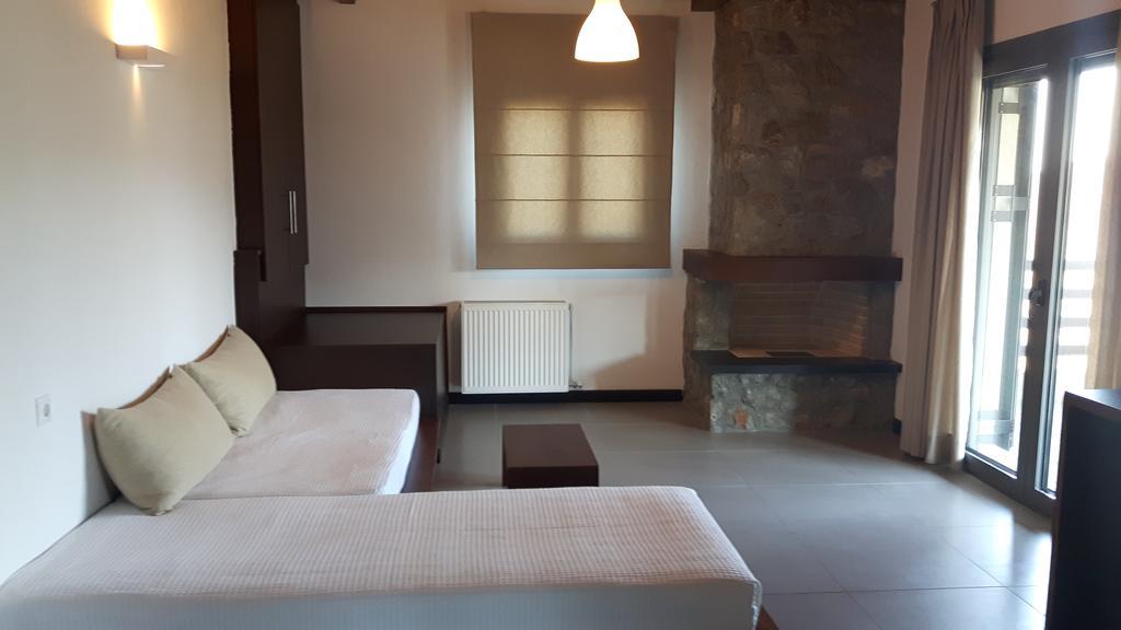 Guesthouse Diochri Kato Sinikia Trikalon ภายนอก รูปภาพ
